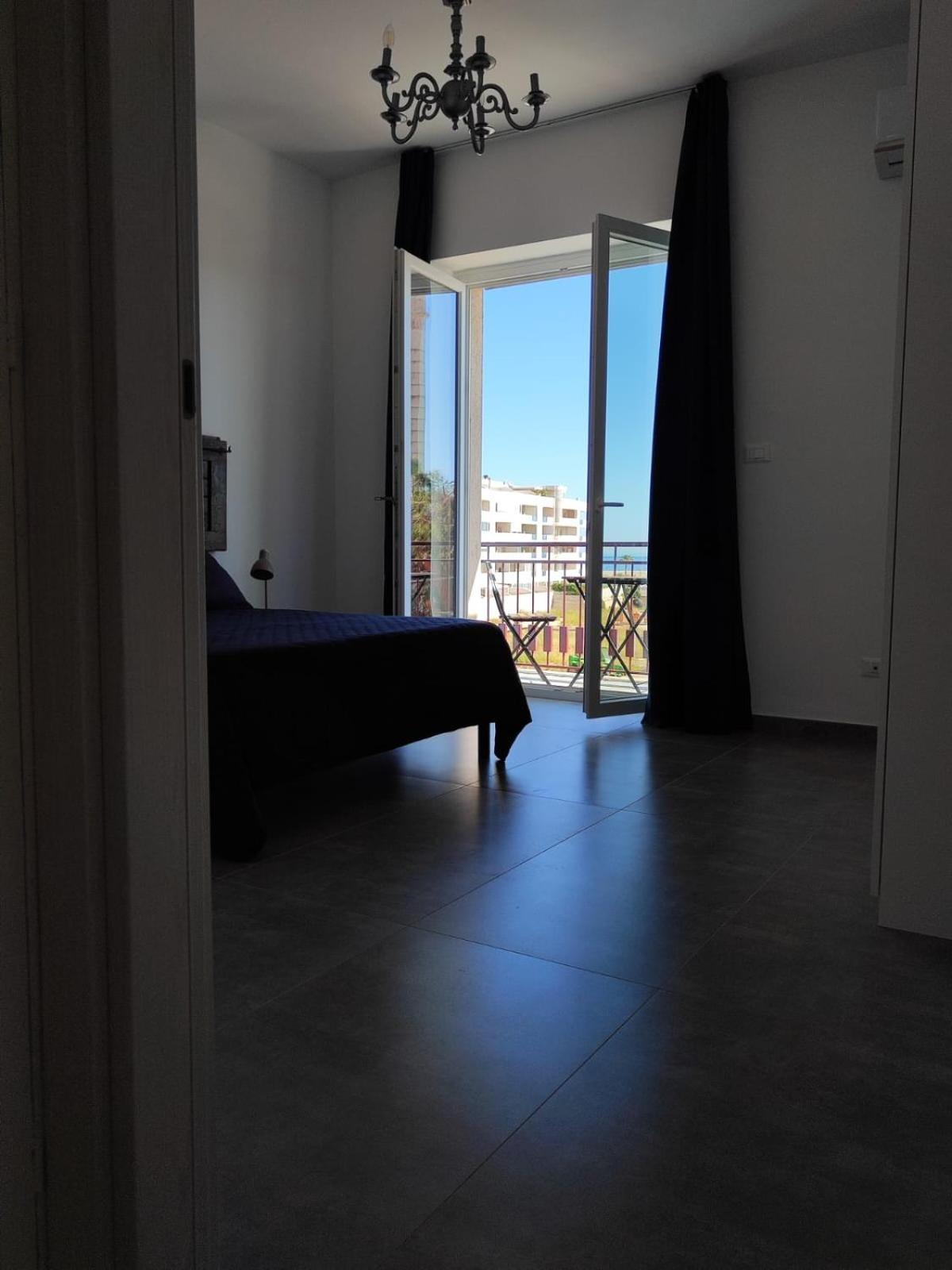 Pearl House Lägenhet Monopoli Exteriör bild
